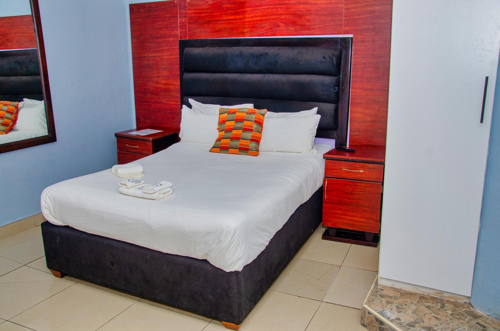 Riverstone Guest Lodge Harare Extérieur photo