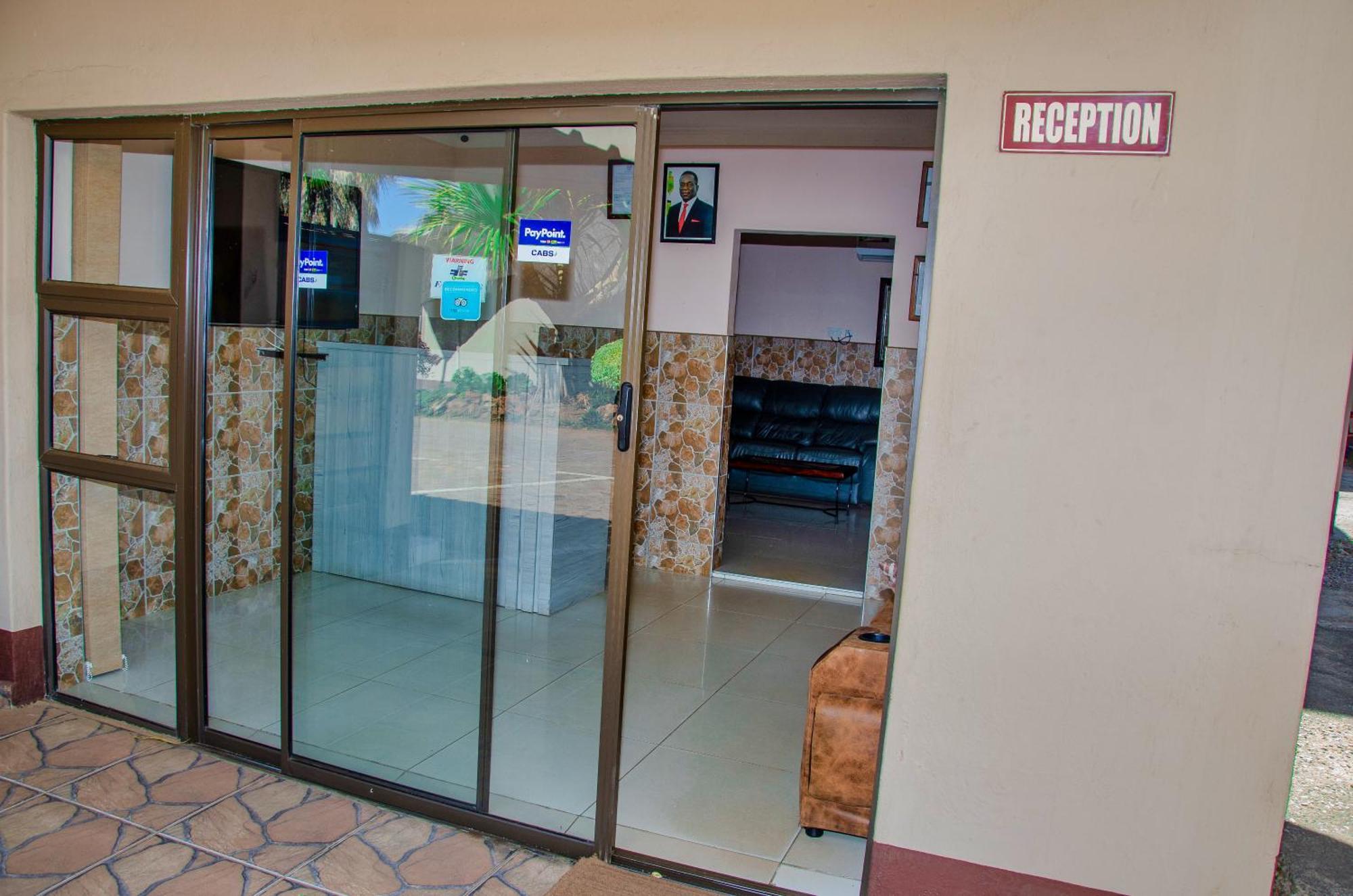 Riverstone Guest Lodge Harare Extérieur photo