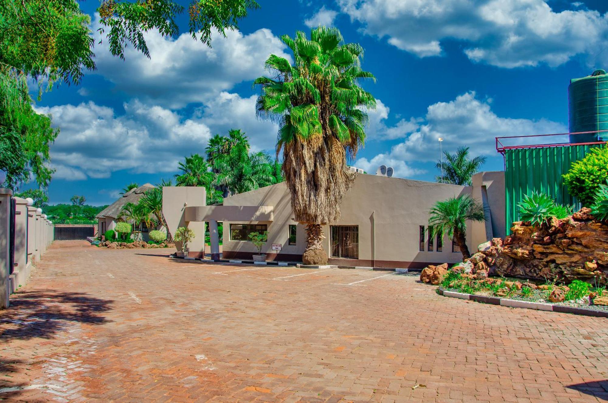 Riverstone Guest Lodge Harare Extérieur photo